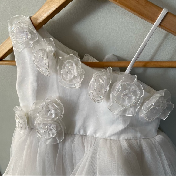 Ailis Designer One Shoulder Occasion White Rose Ruffle Party Dress Size S - Picture 3 of 13